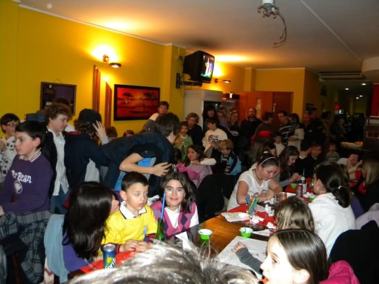 10-03-01 pizzaparty corso sci